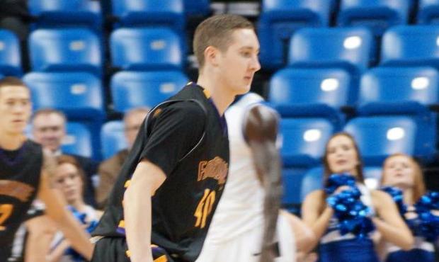 Men's Basketball Holds on for Win; McDowell Lights Up the Three
