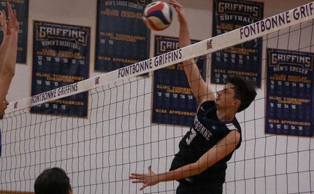 Men’s Volleyball Falls to MSOE in Four Sets