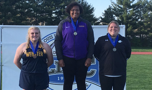 Moore, Bay, 4x100 And 4x400 Relay Teams Earn All-Conference At SLIAC Championship