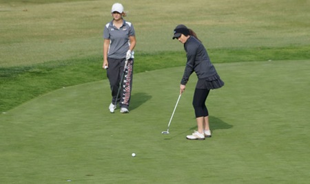 Women's Golf Holds Down Second Place After Round One At The SLIAC Championship