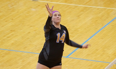 Women's Volleyball snaps five-game losing streak with win over Eureka