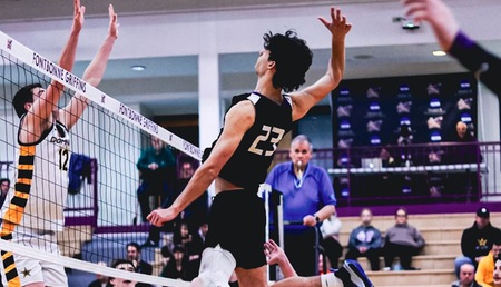 Men’s Volleyball Drops Two Road Contests in Chicago