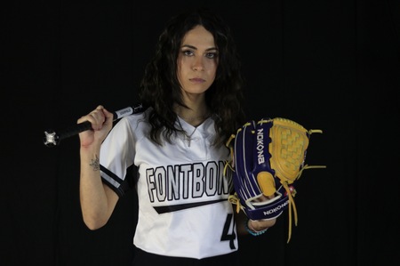 Softball Drops a Pair to Illinois College